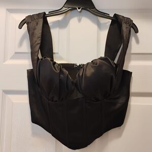 NWT Pretty Little Thing Black Satin Bustier Top Crop Formal Sleek Stylish Size 6